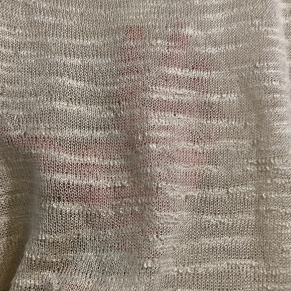 Woman’s Sweater - Picture 7 of 8